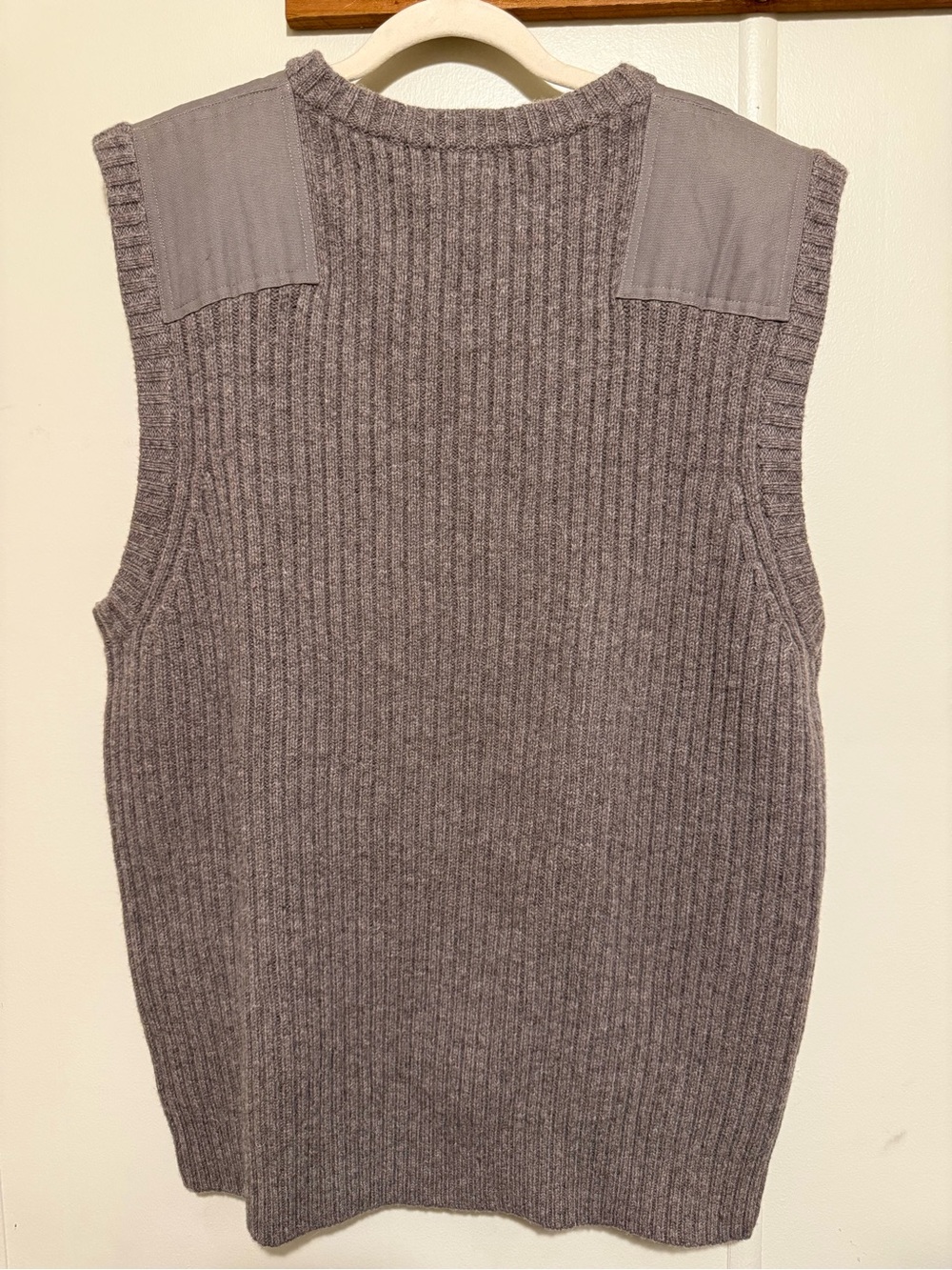 LL Bean Field Sweater Vest Large Mens 100% Merino Lambs Wool XL - Picture 5 of 5